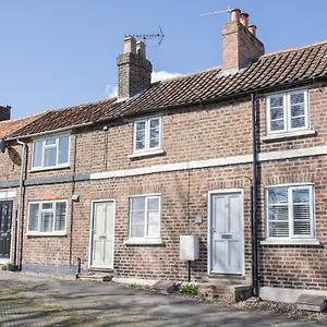 https://puddle-duck-cottage.yorkshirehotels.net