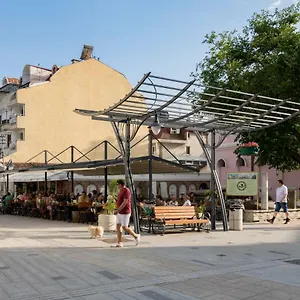 https://margis-home.burgashotels.net